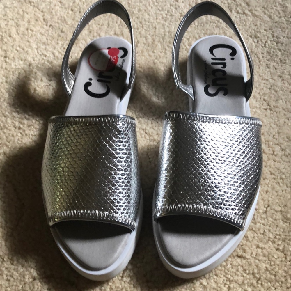 Circus by Sam Edelman sandals